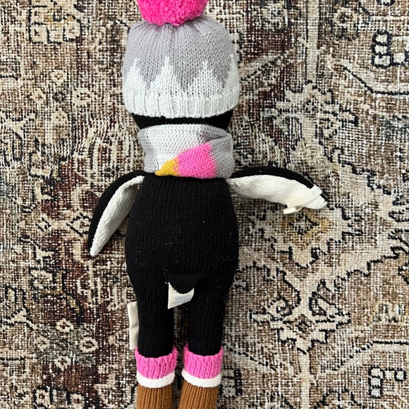 Cuddle and Kind penguin. Smaller size! So cute - Picture 3 of 3